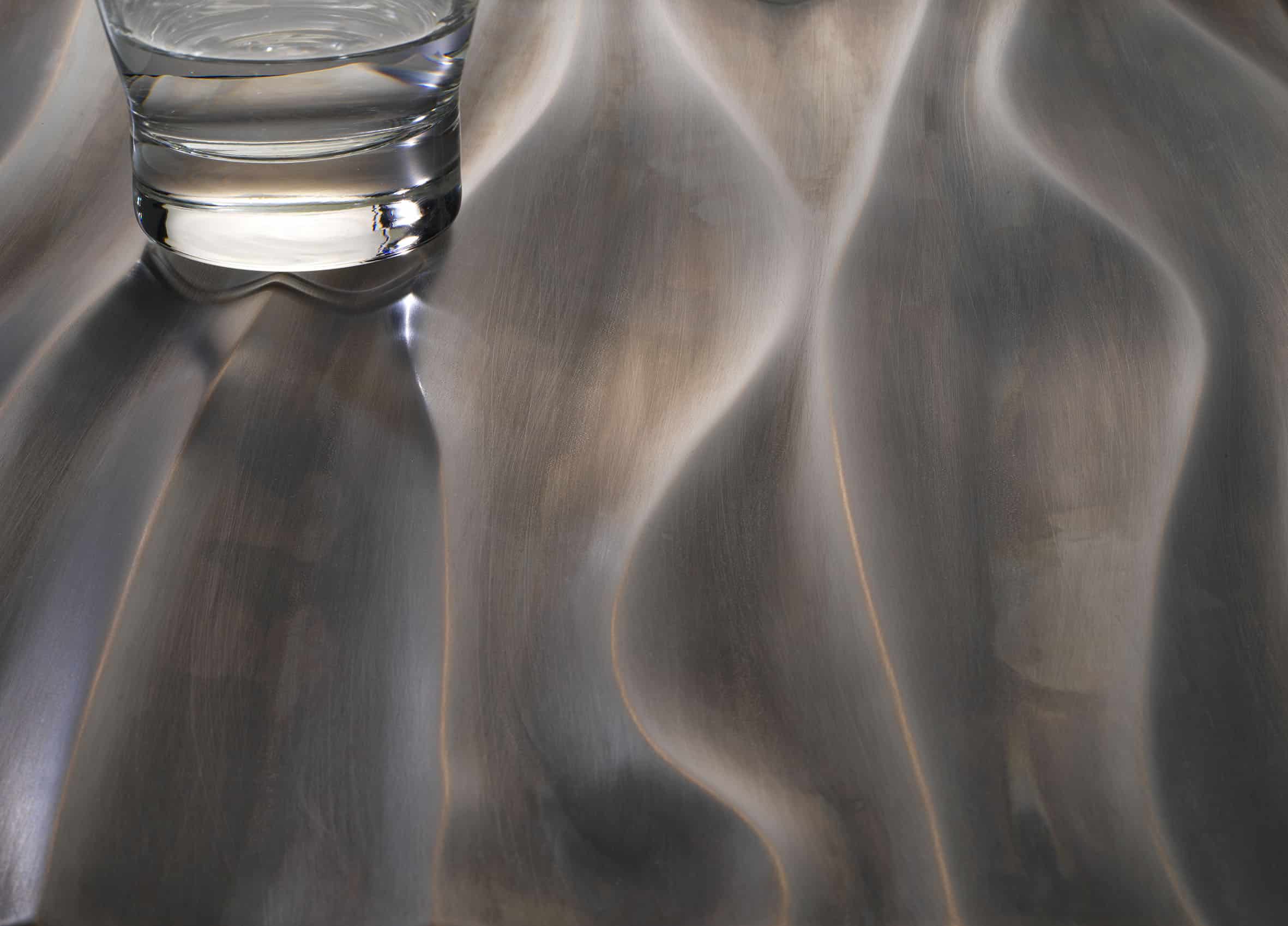 0612-VeroMetal-Bronze-angle-with-glass
