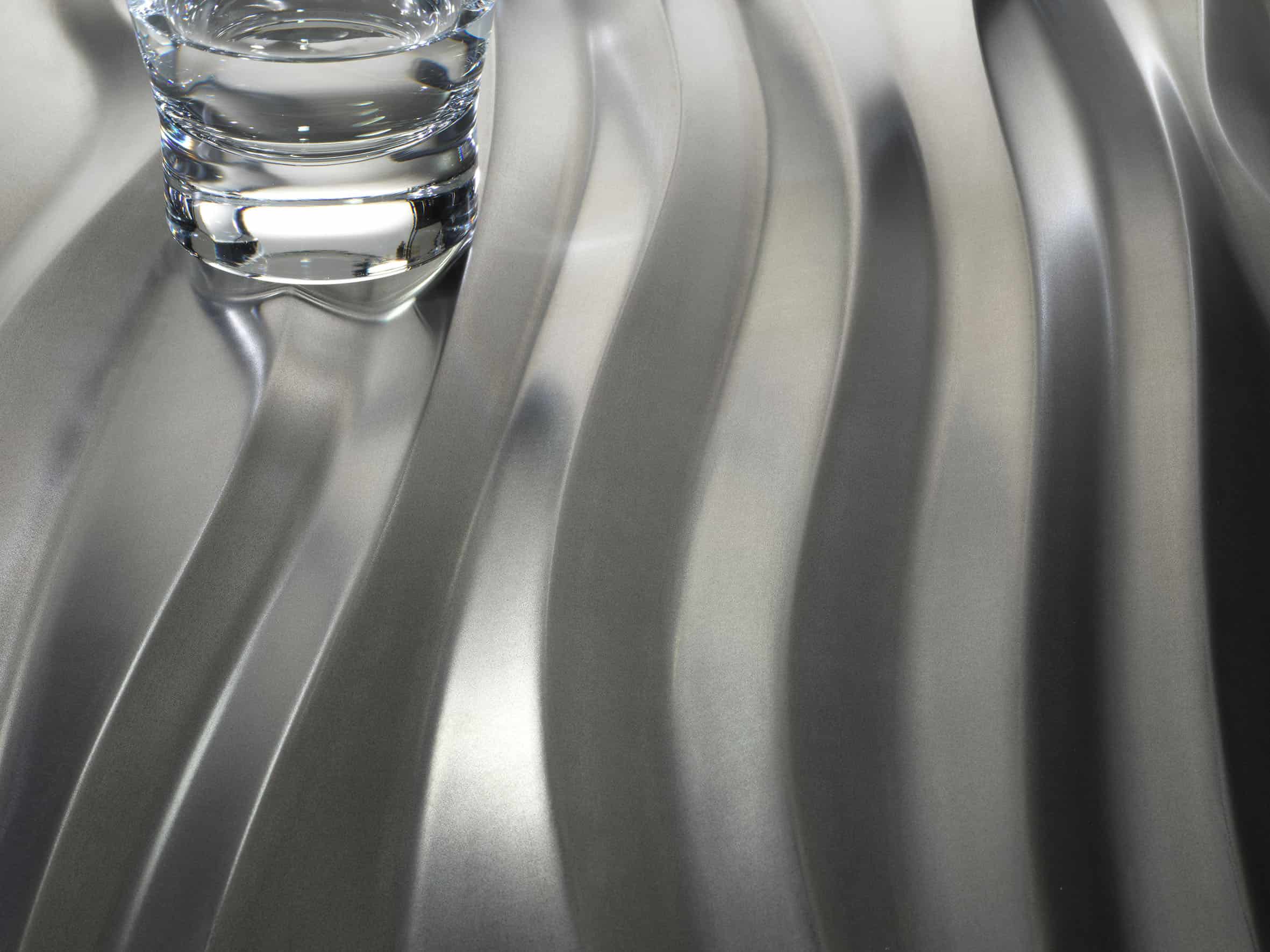 1004-VeroMetal-Iron-angle-with-glass