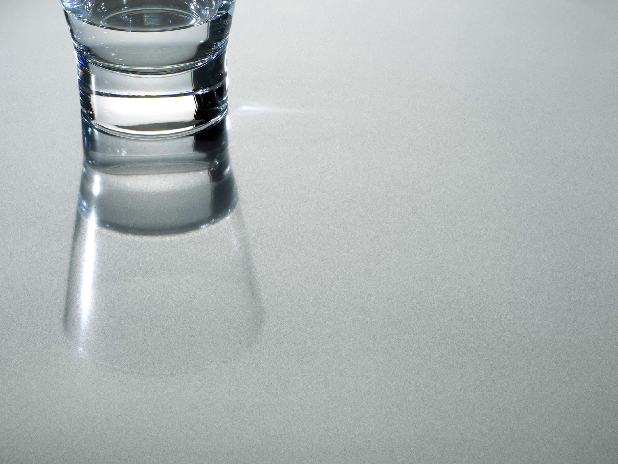 1506-VeroMetal-Zinc-angle-glass-1